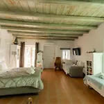 Honey Bee House * Mykonos Town